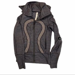 Lululemon women’s In Stride jacket size 2 like new